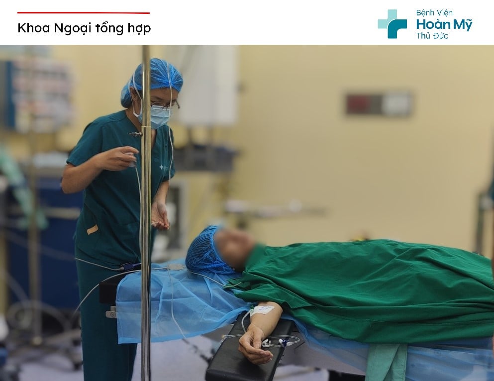Phẫu thuật thành công cho người bệnh gãy xương đùi tại Bệnh viện Quốc tế Hoàn Mỹ Thủ Đức